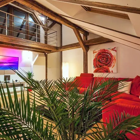 Amazing Charles Bridge Apartment