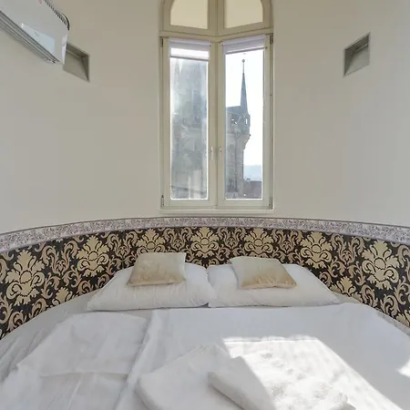 Amazing Charles Bridge Apartament